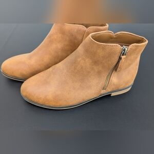 Cat & Jack Tan Ankle Boots